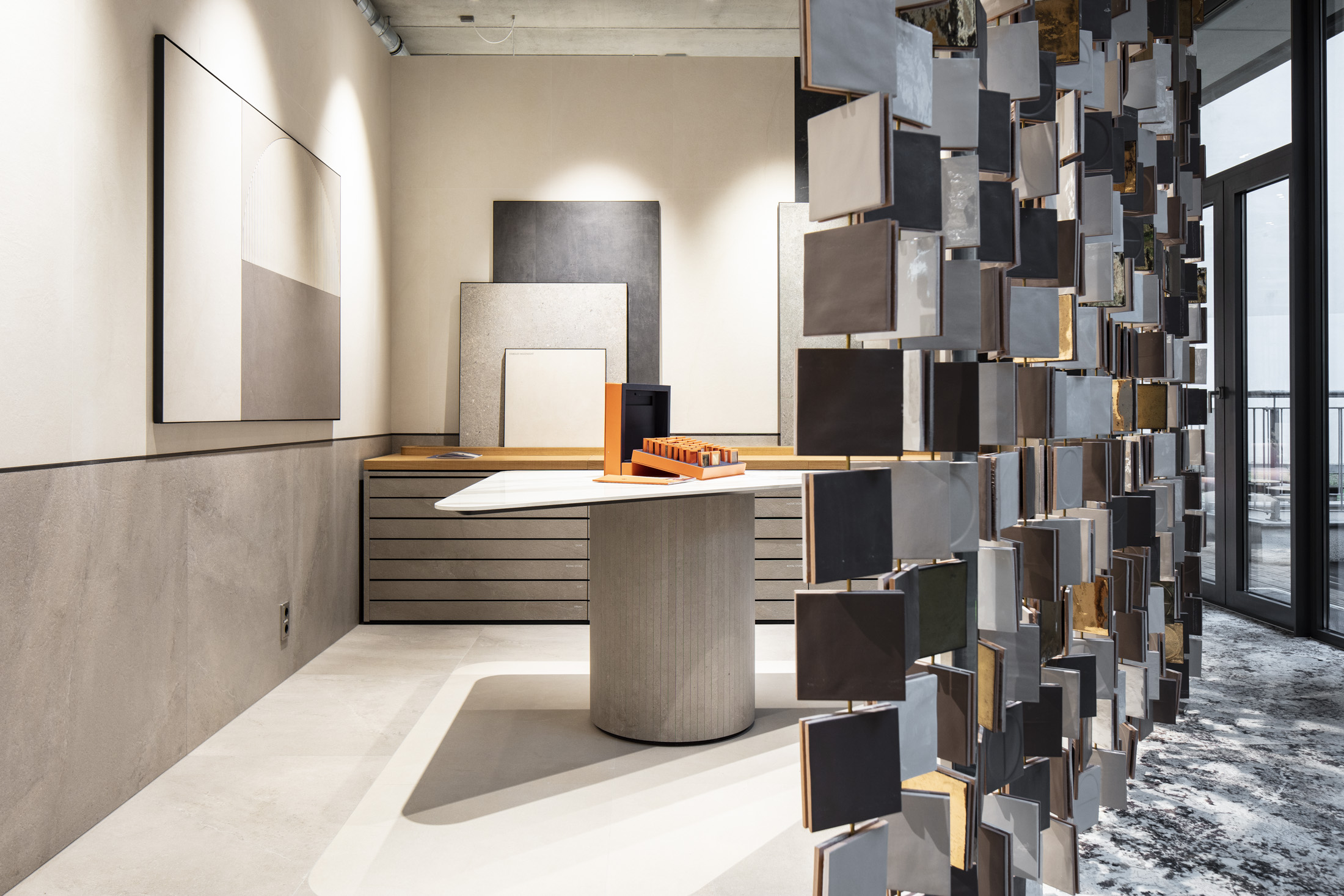 icg-showroom_gallery-berlin-de-2024-ref3_part1-office_icg_gallery